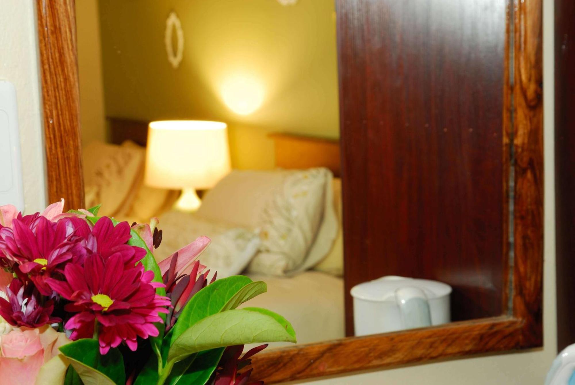 Cycas Guest House Malalane Exterior foto